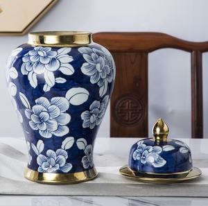 Classica custodia per fiori blu e <span class=keywords><strong>bianca</strong></span> grande vaso di zenzero in <span class=keywords><strong>ceramica</strong></span> con bordo dorato - Product Image 4