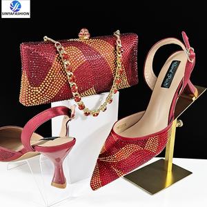 Chaussures à Talons Hauts Italiennes Assorties Tendances, <span class=keywords><strong>Escarpins</strong></span> Femme Nouveau Design, Prix de Gros, Ensemble de Chaussures et Sacs de <span class=keywords><strong>Luxe</strong></span> pour Femmes, Idéal pour Fêtes - Product Image 5