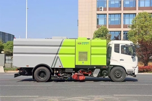 High Efficiency Street Road <b>Sweeper</b> Vehicle <b>Powerful</b> Vacuum Cleaning System Municipal City Environmental Sanitation - Product Image 3