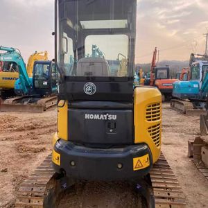 Komatsu รถตักดินไฮดรอลิกแบบ PC35MR-2มือสองเหมาะสำหรับงานก่อสร้าง/ขุดเพื่อการเกษตร - Product Image 4