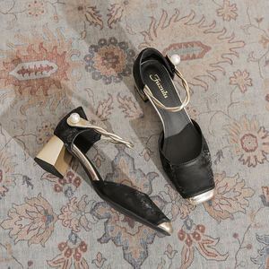 Escarpins à bout pointu et talon fin en daim mat, style noble pour femme, collection printemps-été-automne - Product Image 3