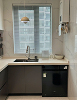 Soluciones Duraderas para Gabinetes de Cocina de Alto Brillo: Personalizables para Comercio Internacional y Hogares Contemporáneos