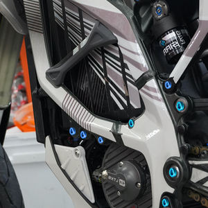 Kit complet de vis en titane Eride Pro <span class=keywords><strong>Titanium</strong></span> Bolts GR5, en alliage de titane, pour moto électrique - Product Image 2