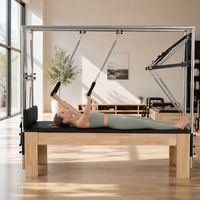 Cadre Cadillac en bois de chêne ultra-stable et durable avec système de poulies lisses haute capacité pour le remodelage corporel en studio de Pilates