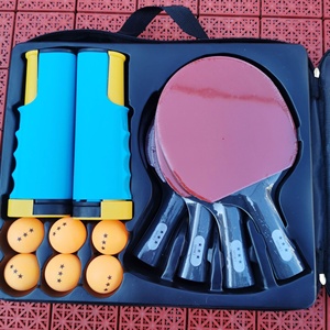 Raquette <span class=keywords><strong>de</strong></span> Tennis <span class=keywords><strong>de</strong></span> Table 4 joueurs 6 balles ensemble <span class=keywords><strong>professionnel</strong></span> Portable maison Durable bois bon caoutchouc raquette <span class=keywords><strong>de</strong></span> Tennis <span class=keywords><strong>de</strong></span> Table ensemble - Product Image 3