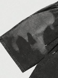 Shorts pour hommes personnalisés en coton 100% lourd, délavés au soleil, effet usé, impression DTG - Product Image 3