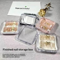 Boîte de rangement pour nail art à 10 emplacements avec fermeture à pression, organisateur de faux ongles en acrylique transparent pour l'affichage des ongles pressés et l'organisation du salon
