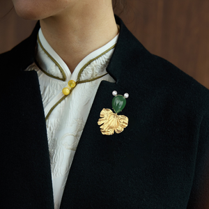 Broche 3D Poisson Rouge Style Chinois avec Jade Hetian Naturel et Corail Bambou, Épingle de Revers Porte-Bonheur en Cuivre Plaqué Or 18K pour Vêtements Féminins - Product Image 6