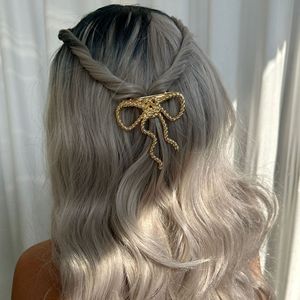 Fashionable Elegant European & American Style Metal Geometric Butterfly <b>Bow</b> Hairpins Alloy Barrettes <b>Clips</b> Party Jewelry - Product Image 3