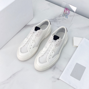 Chaussures de sport originales de haute qualité, élégantes, confortables et luxueuses, chaussures de sport pour hommes en cuir de couleur unie, design de créateur - Product Image 5