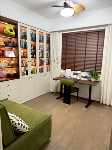 Librería Personalizada Elegante y Espaciosa con Iluminación LED y Puertas de Vidrio, Duradera y de Fácil Instalación para el Hogar Moderno, Oficina y Sala de Estar - Product Image 6