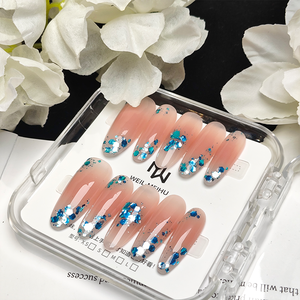 Venta al por Mayor de 10 <span class=keywords><strong>Uñas</strong></span> Acrílicas Largas con Forma de Almendra, Color <span class=keywords><strong>Rosa</strong></span> Nude Brillante con Puntas Plateadas <span class=keywords><strong>y</strong></span> Azules, <span class=keywords><strong>Uñas</strong></span> Postizas Reutilizables - Product Image 1