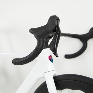 จักรยานเสือหมอบ Eds R15 รุ่น<span class=keywords><strong>ใหม่</strong></span><span class=keywords><strong>ล่าสุด</strong></span> อัพเกรด 700c คาร์บอนไฟเบอร์ คุณภาพสูง 24 สปีด ล้อคาร์บอนไฟเบอร์ พร้อมดิสก์เบรกไร้สาย Di2 - Product Image 2