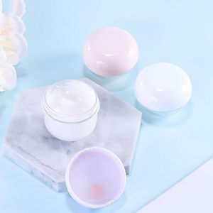 Nuevo Envase Cosmético Cuadrado de ABS Rosa de 3.5g con Tapa de Aluminio Sellada e Impresión de Serigrafía para Bálsamo Labial y Mascarilla - Product Image 5