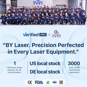 Machine de nettoyage laser portable 2000W 3000W, nettoyeur laser à fibre portatif pour l'élimination de la <span class=keywords><strong>rouille</strong></span> sur l'acier inoxydable, le métal et le bois - Product Image 2