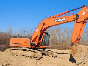 รถขุดตีนตะขาบ Doosan DX300LC DX380 มือสอง ปี 2018 น้ำหนัก 38 ตัน 151 กิโลวัตต์ เครื่องยนต์และปั๊มไฮดรอลิก สำหรับงานก่อสร้างและงานดิน - Product Image 5