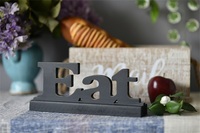 Panneau de table décoratif mot découpé personnalisé manger noir lettres en bois décoration maison rustique vente en gros usine lettres en bois autoportantes