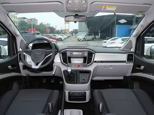 <span class=keywords><strong>Jianghuai</strong></span> <span class=keywords><strong>Automobile</strong></span> Group Refine M4 Modèle 2022 2.0CTI Diesel Manuelle Version Jinshang Grand et Moyen Monospace Diesel - Product Image 4