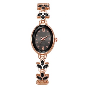 Elegante Reloj de Pulsera para Mujer con Esfera Ovalada, Reloj de Joyería con Pedrería, Reloj de Cuarzo Dorado Rosa para Dama - Product Image 4