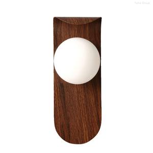 Applique murale nordique simple et moderne, lampe à ombre LED, chevet, fond, salon, intérieur, bois et plastique, intensité réglable, CRI élevé 90 - Product Image 6