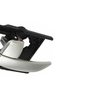 Poignées de porte intérieures Hyundai Elantra 826102H000 826202H000 en métal pour modernisation et remplacement - Product Image 3