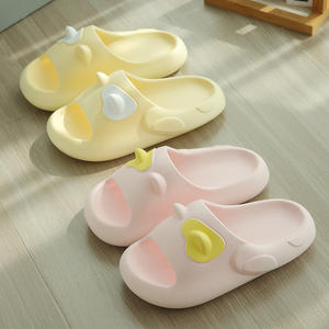 <span class=keywords><strong>Sandalias</strong></span> tridimensionales con orejas de gato bonito para zapatillas, ropa de verano a la moda para el hogar para parejas, suela exterior de EVA antideslizante para hombres - Product Image 3