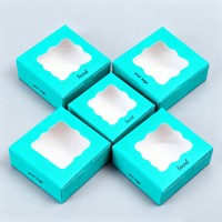 Boîte d'emballage alimentaire en gros de qualité alimentaire pour biscuits et pâtisseries à emporter avec fenêtre transparente, impression CMYK, boîtes carrées pour donuts