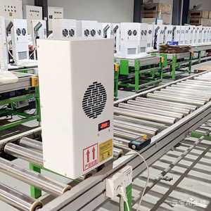 Équipement de <span class=keywords><strong>climatisation</strong></span> d'armoires industrielles 300W pour le refroidissement et la déshumidification des armoires électriques - Product Image 3
