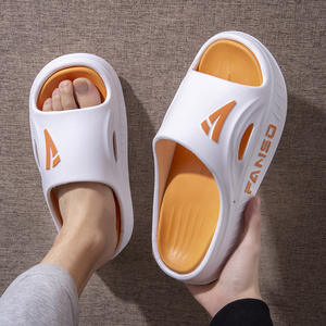 Tongs de Sport d'Été Amovibles et Légères pour Homme en EVA Antidérapant Sandales de Plage et de Maison Vente en Gros pour Maison et Hôtel - Product Image 3