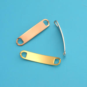 Fabricant de breloques rectangulaires incurvées personnalisées en acier inoxydable, or rose 18 carats, gravure, breloque vierge d'identification pour bracelet - Product Image 6