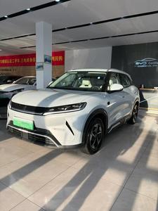 USD 2025 BYD YUAN UP 401KM BEYOND EDITION SUV de 5 Puertas y 5 Asientos, Eléctrico Puro, Full Opción, 2WD para Uso Personal, Blanco sobre Blanco - Product Image 2