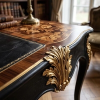 Bureau de direction en marqueterie dorée Sovereign |   Table d'écriture classique française de luxe en laque noire - EKAR