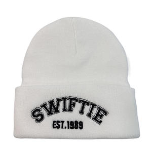 Nouveau bonnet en tricot rose, violet, gris, noir, pour femme, printemps, automne, hiver, populaire, <span class=keywords><strong>mode</strong></span> féminine, cadeau pour les fans <span class=keywords><strong>de</strong></span> Swiftie 1989, pour <span class=keywords><strong>concert</strong></span> - Product Image 2