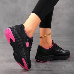 Nuove Scarpe da Corsa Piatte da Donna di Designer Famosi, Modello Europeo di Grande Successo, Supporta Personalizzazione Colore e Stile Suola - Product Image 4