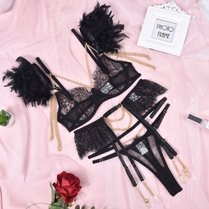Intimo Erotico Sexy con Pizzo Ricamato, Piume e Catene Intricate, Lingerie Femminile Romantica - Product Image 1