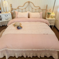 Parure de lit quatre pièces style coréen 100% coton 40 200TC rose pastoral avec bordure en dentelle brodée, jupe de lit, housse de couette, drap et taie d'oreiller