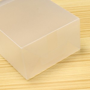 Caja de plástico PET PVC plegable transparente personalizada al por mayor embalaje esmerilado desechable para impresión en relieve de ropa - Product Image 2