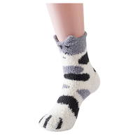 Chaussettes pelucheuses mignonnes en vrac chaussettes floues pour les femmes, chaud doux moelleux hiver confortable mignon animaux cadeaux chaussette