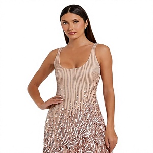 Robe longue asymétrique élégante à sequins, dos nu, bretelles spaghetti, en satin or rose naturel, idéale pour les soirées - Product Image 1