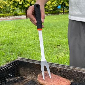 ชุดอุปกรณ์บาร์บีคิวด้ามเคลือบซิลิโคนแบบพกพาชุดอุปกรณ์บาร์บีคิวมีดส้อมเครื่องมือย่างบาร์บีคิว - Product Image 2