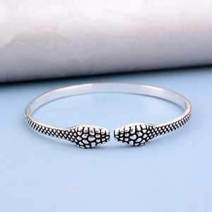 สร้อยคอแบบไวกิ้งทำจากสเตนเลสสตีลสร้อยคองูสำหรับงานแต่งงาน - Product Image 3