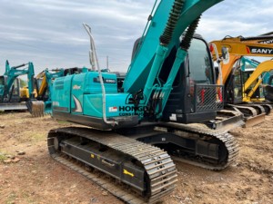 Excavatrice Kobelco SK140 d'occasion, fabriquée au Japon, 14 tonnes, moteur Mitsubishi, roulement central, modèle 2024, rapport technique. - Product Image 4