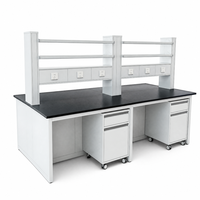 Banc de laboratoire en acier pour l'industrie de l'IA, table de travail résistante aux acides et aux alcalis avec étagères à réactifs et armoire de rangement sous le plan.