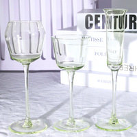 Vente en gros de nouveaux verres à vin style-vert 80/160/230 ml Verre à vin rouge à lèvres Verre à vin diamant