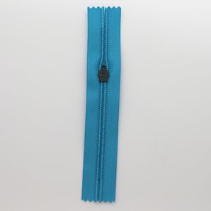 YKK Film brillant imperméable à l'eau hydrofuge 3 #5 #8 #10 # longue chaîne Polyester Nylon Zipper Roll Factory - Product Image 5