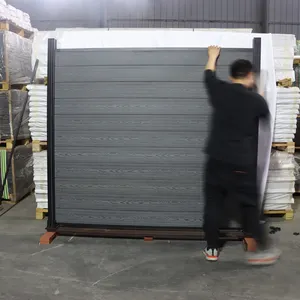 Panneaux composites en bois-plastique traités thermiquement avec treillis panneaux de clôture en wpc co-extrusion
