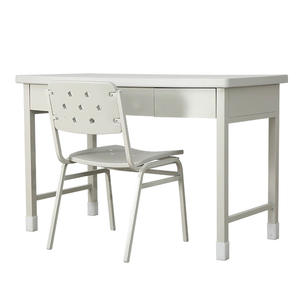 โต๊ะคอมพิวเตอร์มาตรฐาน 14 ตัว สำหรับห้องนอน โครงเหล็ก สองชั้น สามที่นั่ง พร้อมเก้าอี้อ่านหนังสืออเนกประสงค์ ทันสมัย ป้องกันไฟไหม้ - Product Image 1