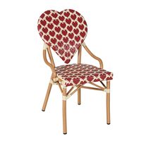 Chaise de bistrot française à dossier en cœur, fauteuil en rotin PE tressé, structure en aluminium, chaise de salle à manger d'extérieur pour café, hôtel, événement, mariage