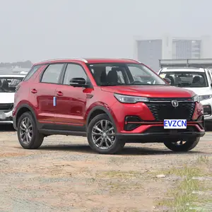 CHANGAN Mobil CS55 Plus Merah Murah Semua Baru Mobil Penggerak 4 Roda Bensin Buatan Tiongkok Mesin 1.5 T dengan Peralatan Mewah