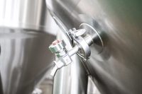 Cuve de Fermentation de Bière en Acier Inoxydable 500L Haute Efficacité pour Brasserie Artisanale Unitank Fermenteur